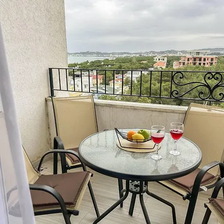 Apartment Family 1157 Golem (Tirana)