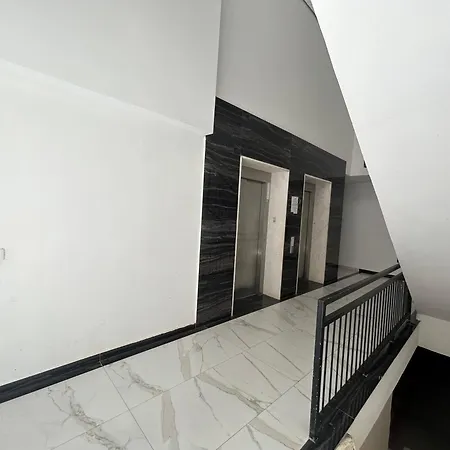 Family 1157 Apartment